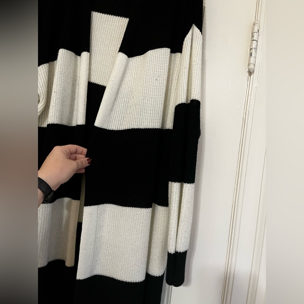 Foxblood Mrs. Lovett’s Cozy Oversized Sweater - Picture 7 of 11